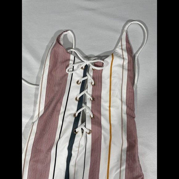 NWT TAVIK [ XS ] Monahan Lace Up‎ One Piece Swimsuit in White Berry Stripe - Picture 6 of 12